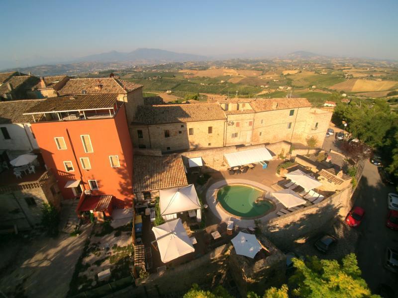 Residence Borgo Da Mare มอนเตปรันโดเน ภายนอก รูปภาพ